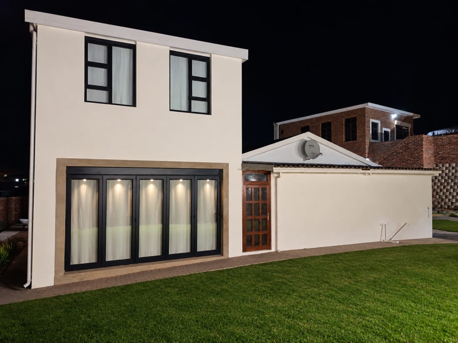 3 Bedroom Property for Sale in Dana Bay Western Cape